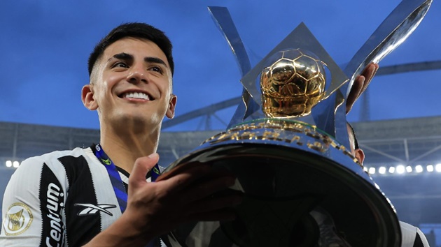 Lille nộp đơn khiếu nại Lyon về vụ Thiago Almada