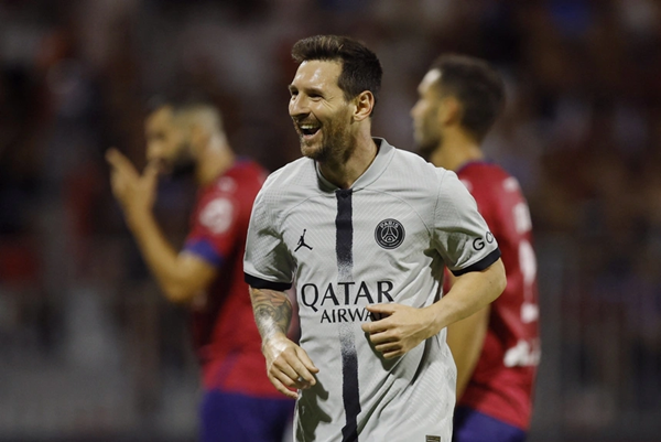 Lời thách thức của Messi