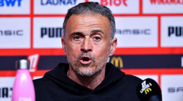 Luis Enrique thách thức PSG trở thành “Invincibles” đầu tiên trong lịch sử bóng đá Pháp