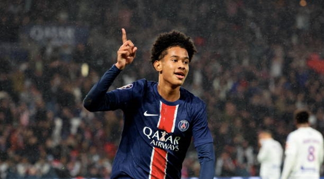 Luis Enrique tiếc nuối cho sao trẻ