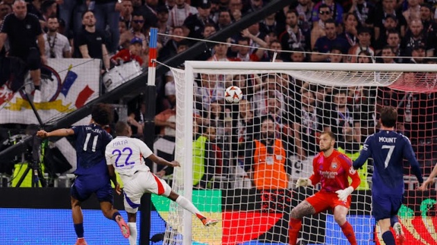 Lyon 2-2 Man United: Thảm họa Onana; Trái đắng phút bù giờ