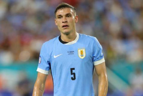 Man United có bước tiến vụ Ugarte