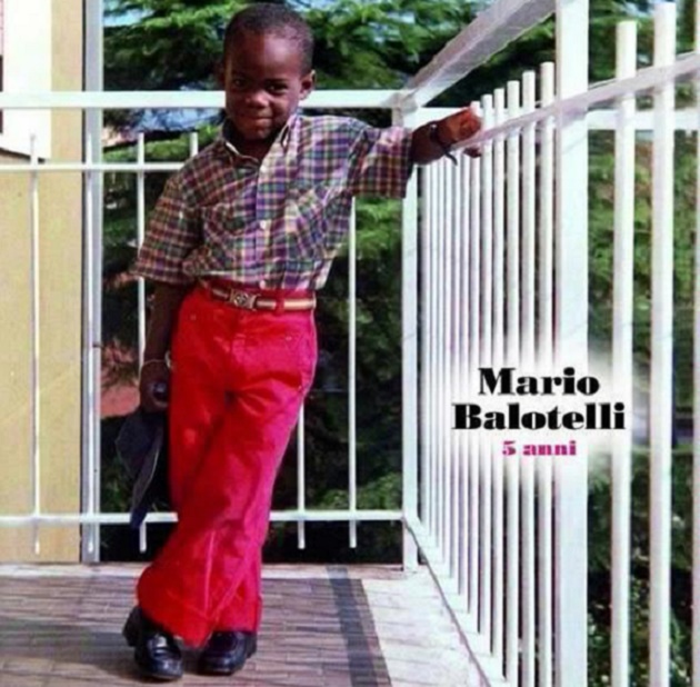 Mario Balotelli: Đứa trẻ bất hạnh trong hình hài bức tượng Warsaw