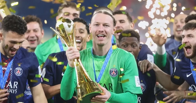 Matvey Safonov giành giải Cầu thủ xuất sắc nhất tháng 12 của PSG