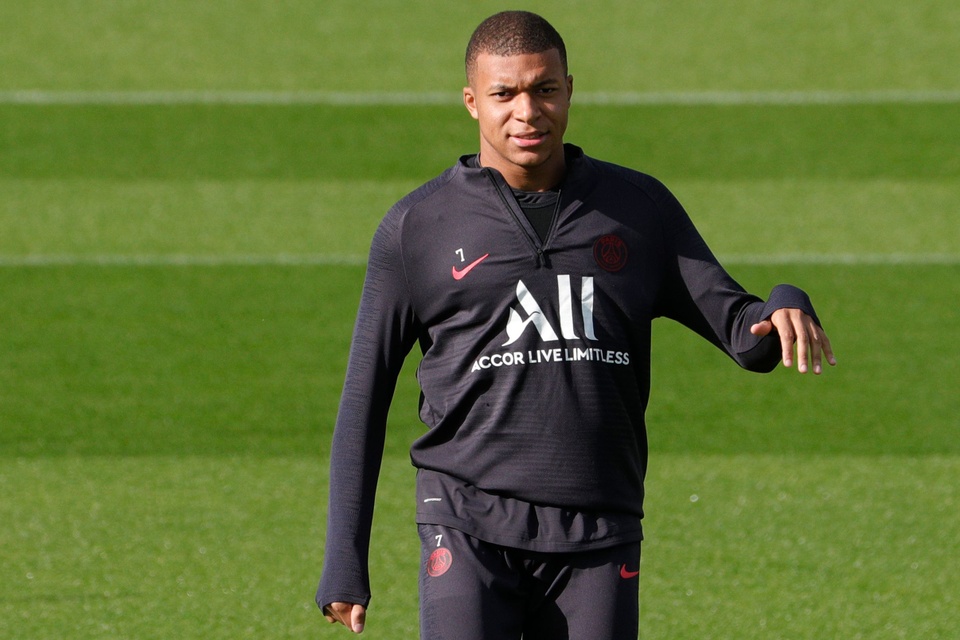 Mbappe bất ngờ trở lại tập luyện