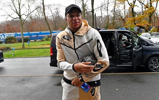 Mbappe khiến Ligue 1 run rẩy