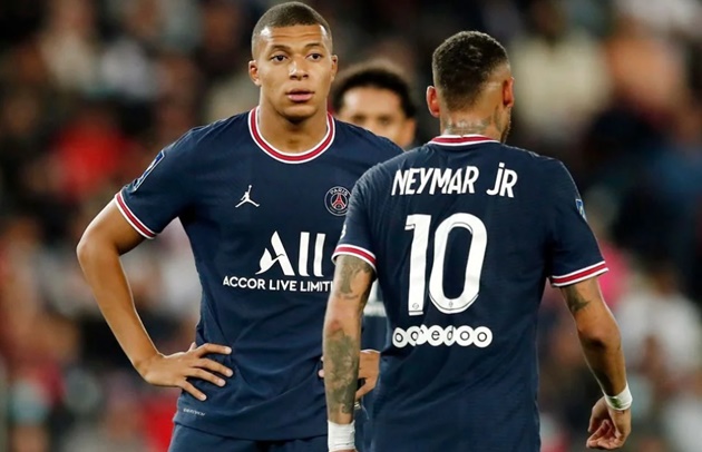 Mbappe quyết thanh trừng Neymar