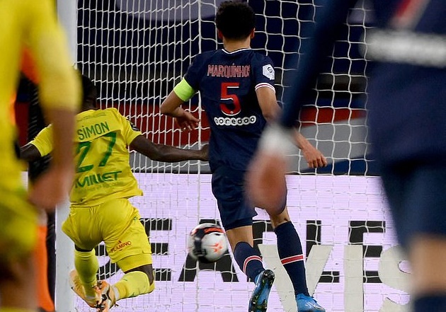 Mbappe ra sân, PSG vẫn nhận cái kết đắng trước “nhược tiểu” Ligue 1