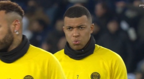 Mbappe xuýt xoa trước kỹ năng đá phạt của Neymar