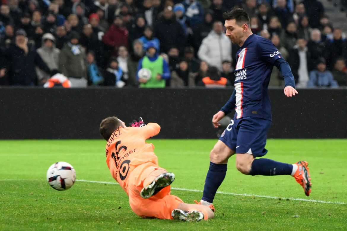 Messi ghi 700 bàn cho CLB: Chinh phục mọi giới hạn