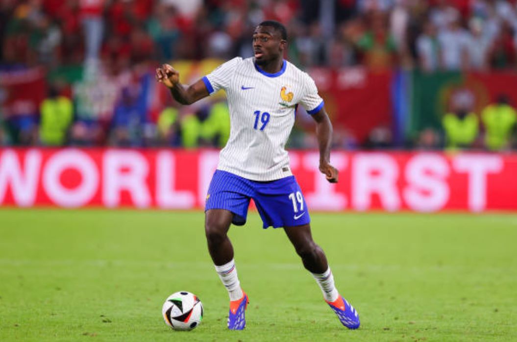 Milan gửi đề nghị hỏi mua mục tiêu Man United, Fofana