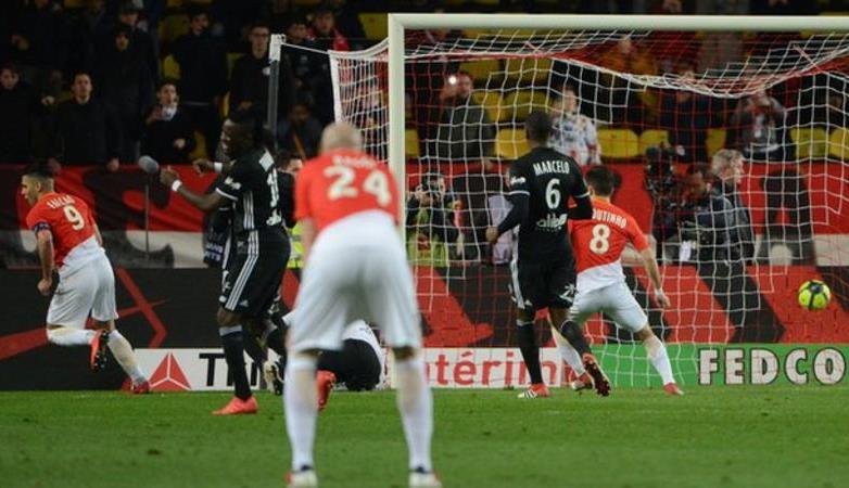 Monaco ngược dòng ngoạn mục hạ gục Lyon