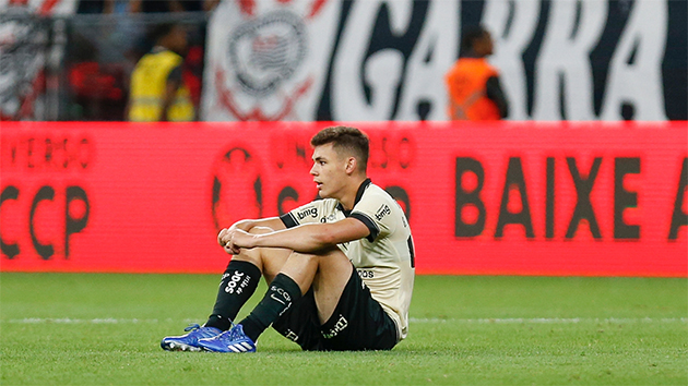 Moscardo lên bàn mổ khiến PSG “méo mặt”