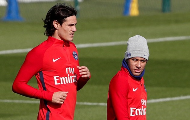Neymar bị Cavani xúc phạm ngay lần đầu đến Paris
