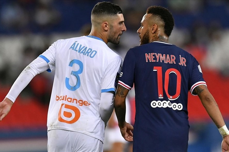 “Neymar khoe mẽ thu nhập của anh ta 1 ngày bằng tôi kiếm cả năm”