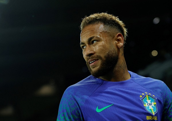 Neymar muốn trở lại Brazil chơi bóng