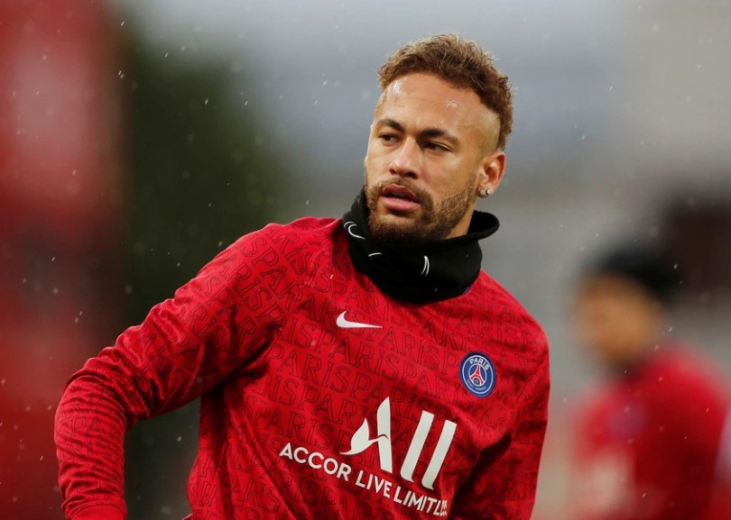 Neymar từ chối rời PSG