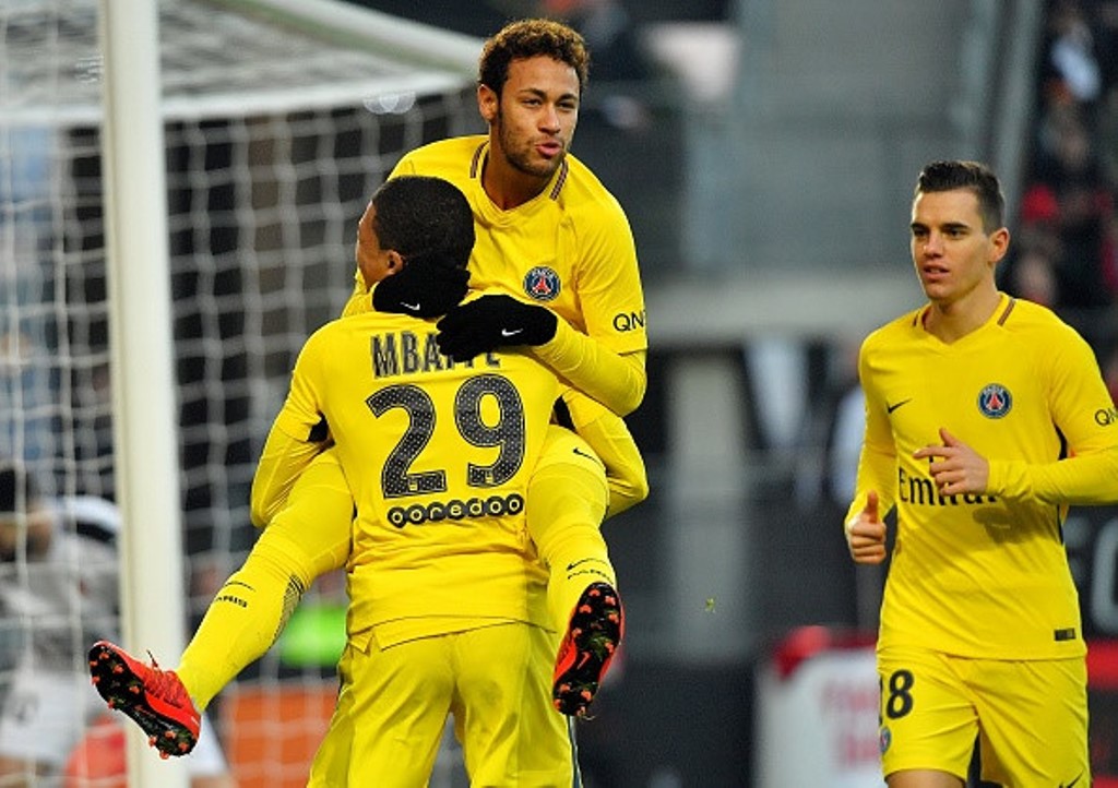 Neymar và Mbappe ‘song kiếm hợp bích’, PSG hủy diệt Rennes