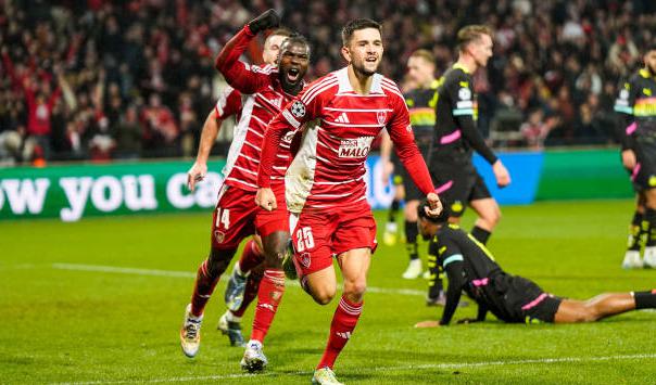 Nghịch lý của Brest: Thăng hoa tại Champions League, nhạt nhòa ở Ligue 1