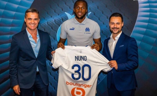 Người Arsenal rực sáng ở Ligue 1