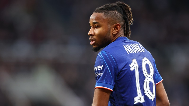 Nkunku muốn rời Chelsea, PSG có cơ hội ‘đục nước béo cò’
