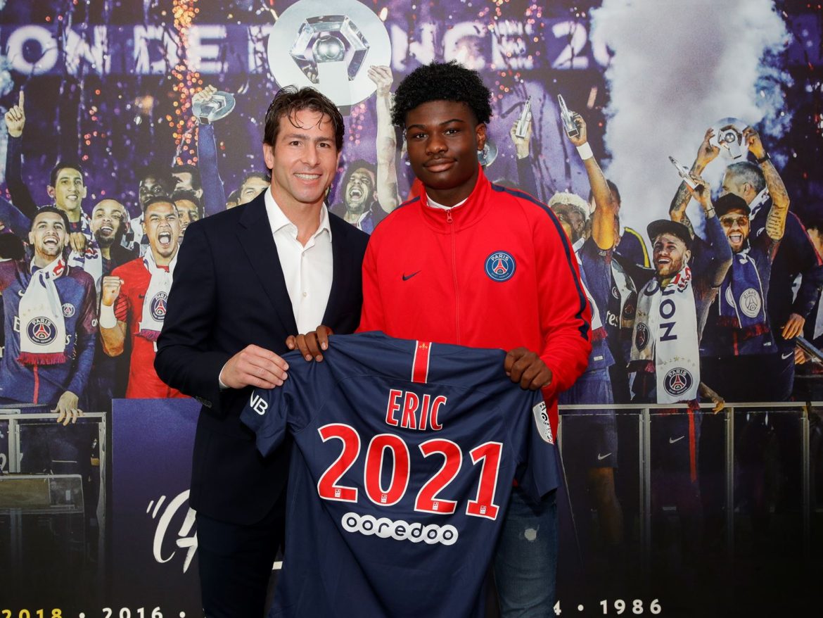 Paris Saint-Germain tiếp tục trói chân tài năng trẻ thứ hai trong cùng một ngày