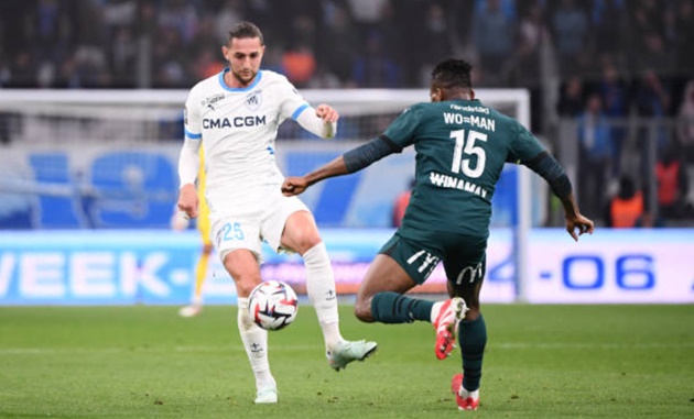 Phản ứng của Rabiot trước thái độ thù địch từ fan PSG