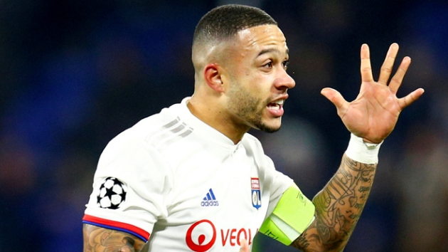 Phong độ đẳng cấp, Depay vượt mặt Benzema