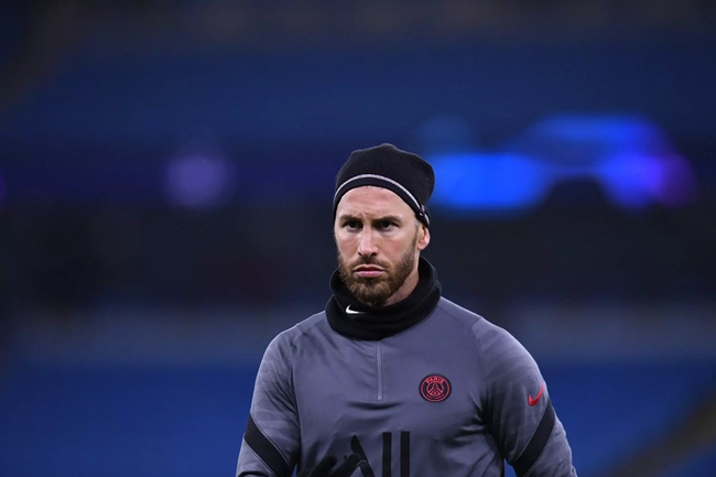 Pochettino giải bày về cách sử dụng Ramos