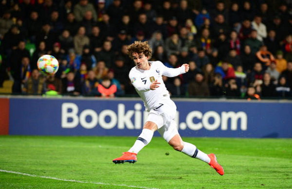 Pogba kiến tạo ‘thần sầu’, tuyển Pháp nhẹ nhàng hủy diệt Moldova