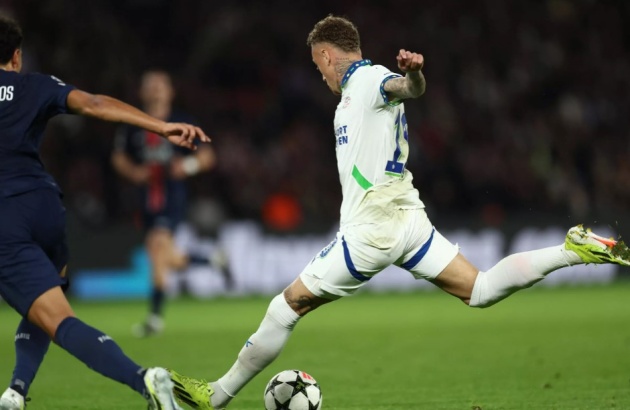 PSG 1-1 PSV: Dembele hóa chân gỗ; Bài học về sự hiệu quả