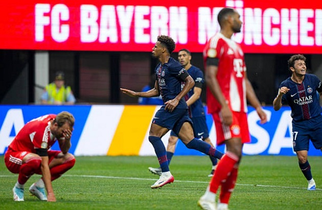 PSG 2-0 Bayern Munich: Màn kịch hai thẻ đỏ; Dấu ấn VAR định mệnh