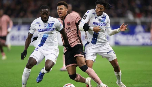 PSG chìm trong thất vọng sau trận hòa Auxerre
