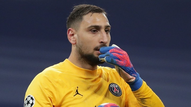 PSG có nên thay thế Donnarumma?
