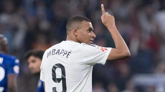 PSG đối mặt với khó khăn tài chính sau khi Mbappe ra đi
