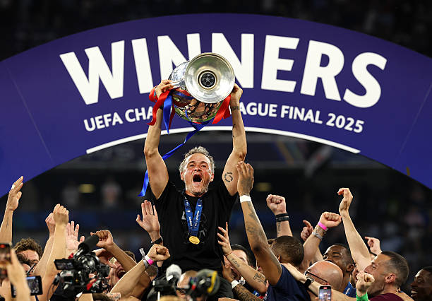 PSG khép lại thời đại của siêu sao