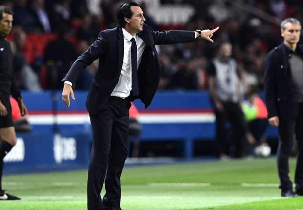 PSG lên ngôi đầu, Emery nói gì?