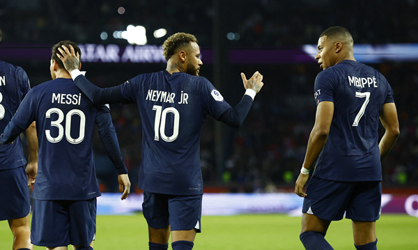 PSG loạn: Cuộc chiến Mbappe và Neymar