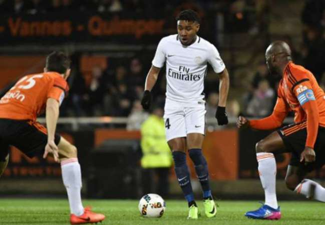 PSG nhọc nhằn đánh bại Lorient sau ‘cơn ác mộng Barca’