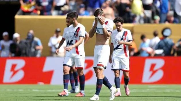 PSG sụp đổ chóng vánh, hàng thủ gây sốc