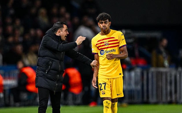 PSG thất bại trong thương vụ Lamine Yamal vì Xavi