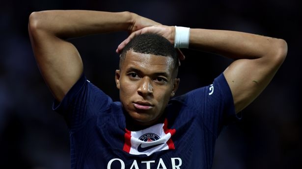 PSG thất hứa với Mbappe, dùng 500 triệu euro tống khứ Messi – Neymar