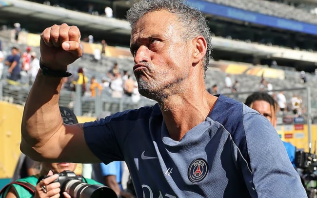 PSG tính gia hạn hợp đồng trọn đời với Luis Enrique sau cú ăn sáu
