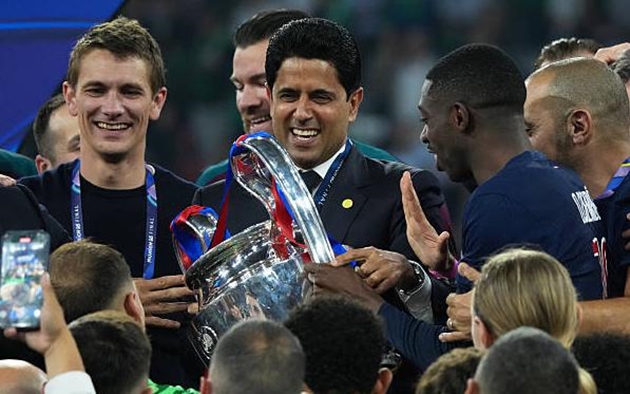 PSG trước ngã rẽ định mệnh: Áp lực từ sân cỏ đến thị trường chuyển nhượng