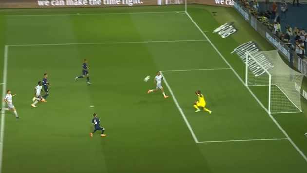 PSG trút cơn thịnh nộ lên Messi