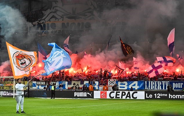 Quá nhanh quá nguy hiểm, Mbappe giúp PSG diệt gọn Marseille