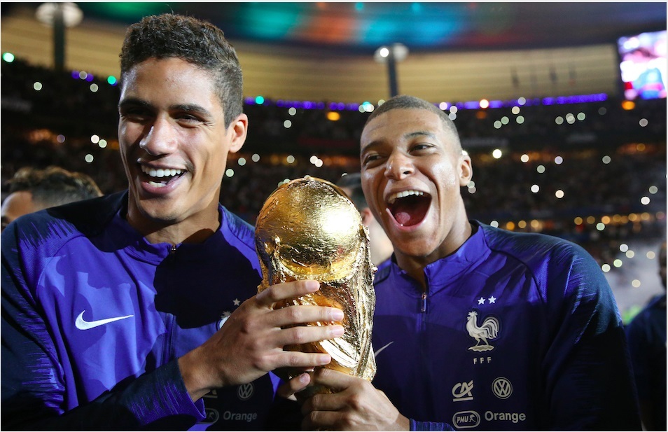 Quyết định của Varane ảnh hưởng tới Mbappe