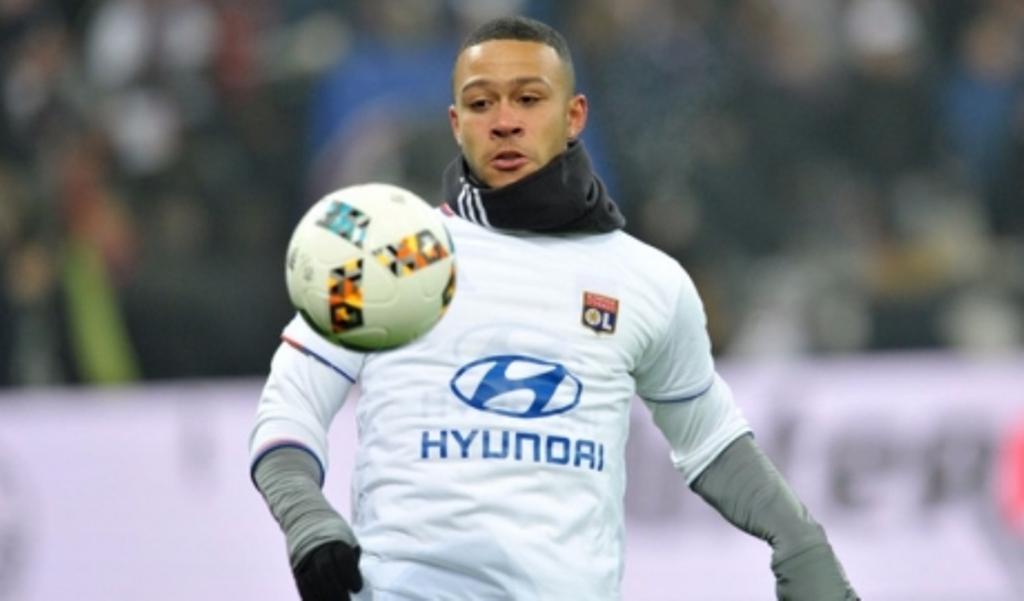 Ra sân 11 phút, Memphis Depay vẫn được HLV ngợi khen