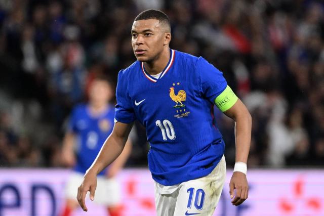 Real Madrid mừng thầm với Kylian Mbappe