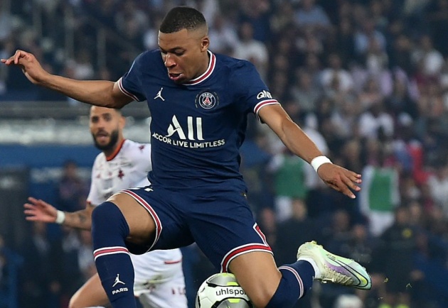 Sau 40 năm, Ligue 1 mới có một cầu thủ như Mbappe